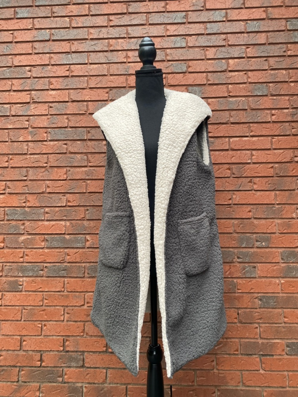 NWT Cozy Reversible Sherpa Vest - Gray & Cream L